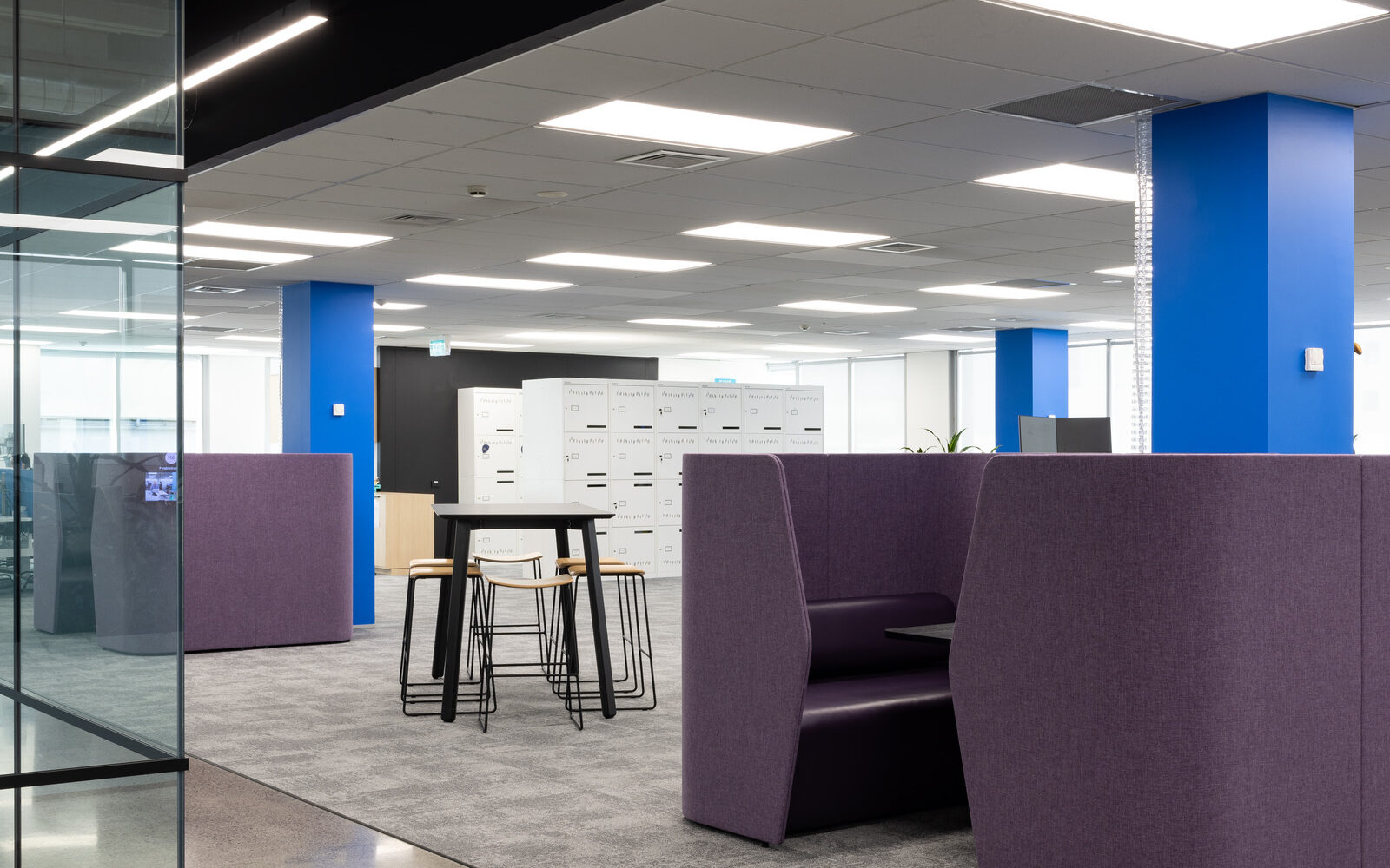 0C6A8061-20 0C6A8061-20